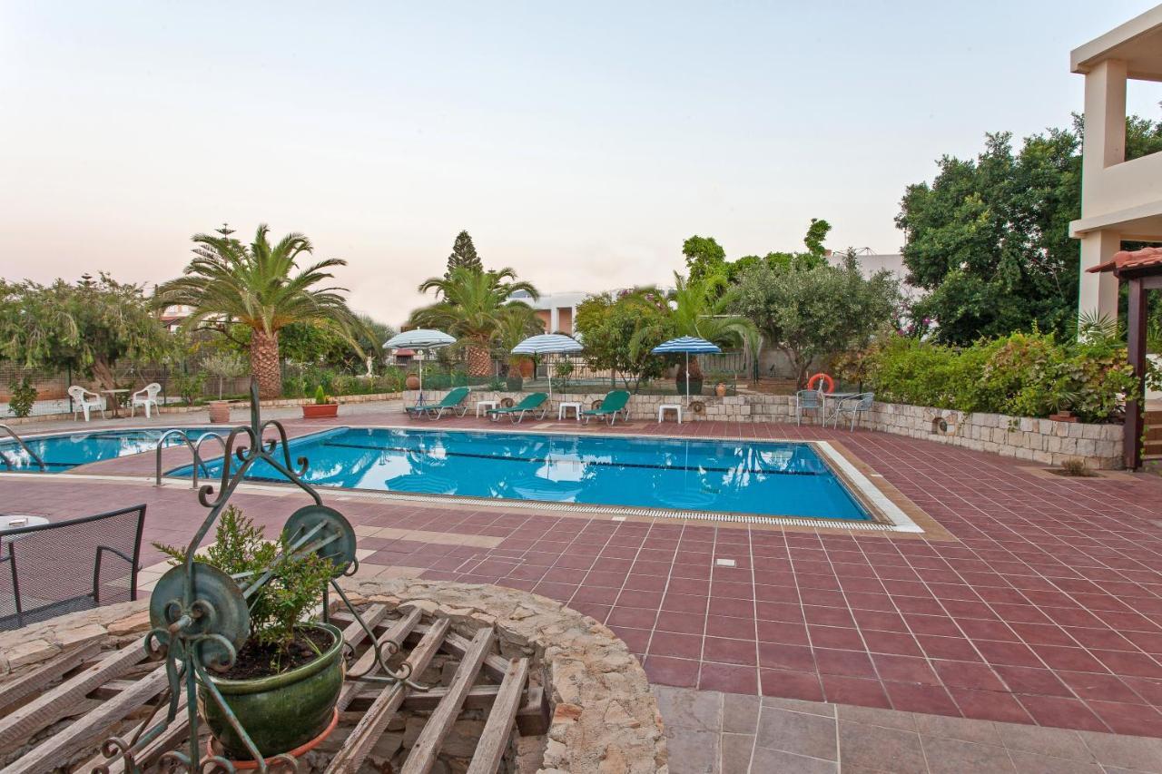 Esperia Apartments Платанес Екстер'єр фото