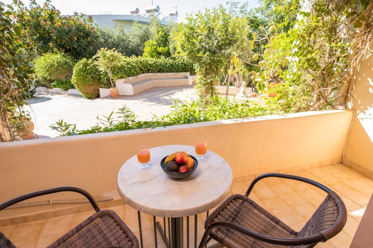 Esperia Apartments Платанес Екстер'єр фото