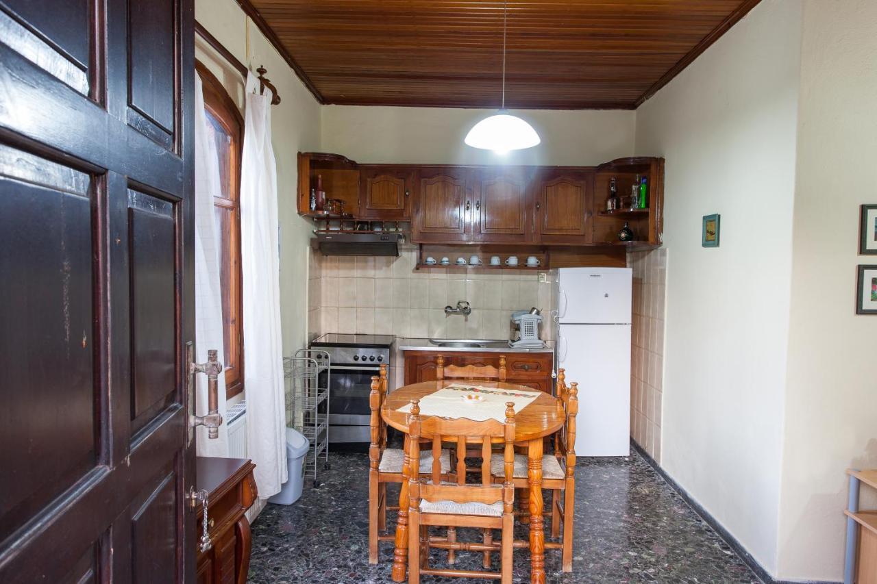 Esperia Apartments Платанес Екстер'єр фото