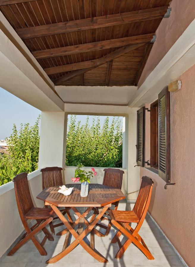 Esperia Apartments Платанес Екстер'єр фото