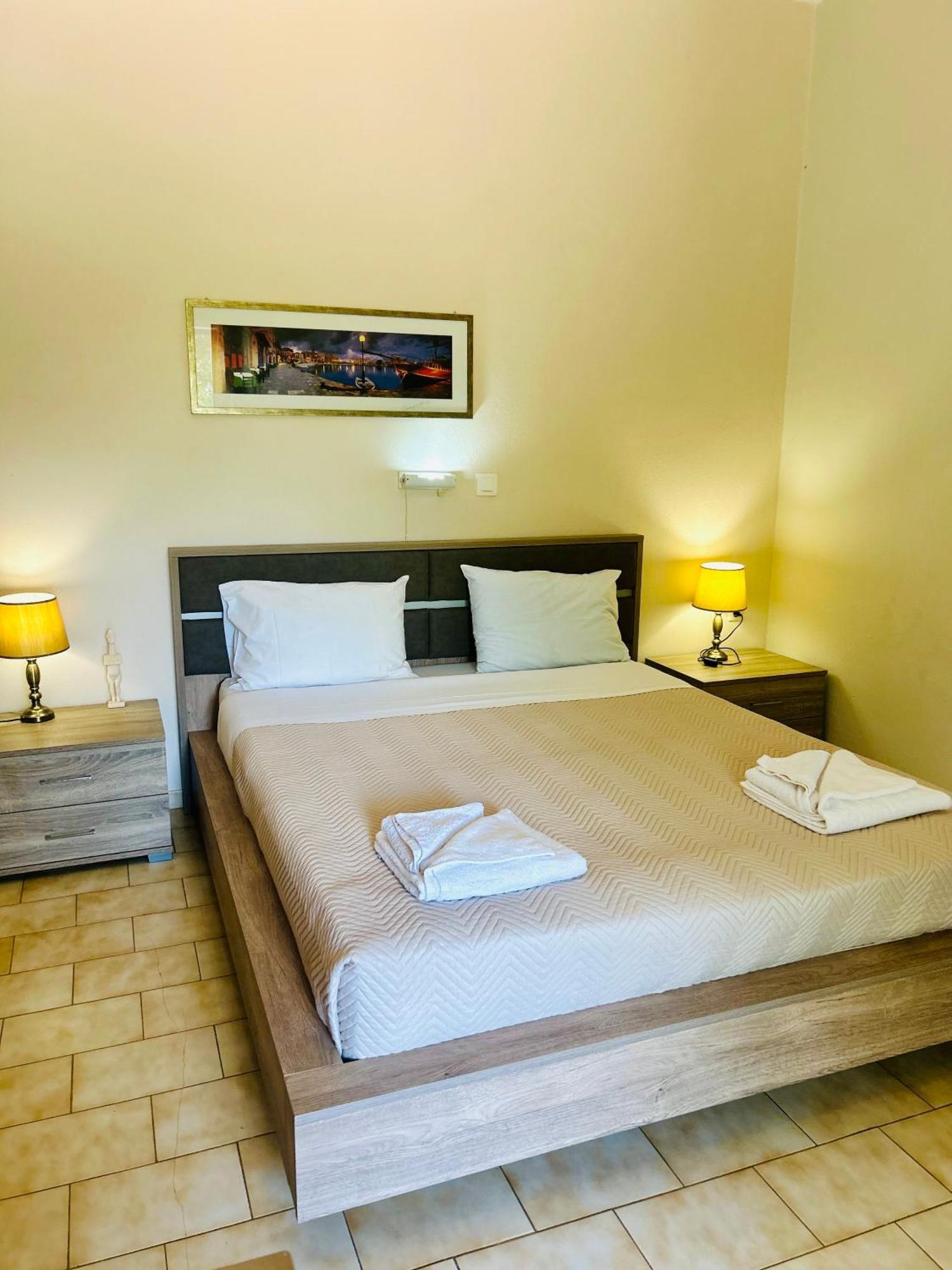 Esperia Apartments Платанес Екстер'єр фото